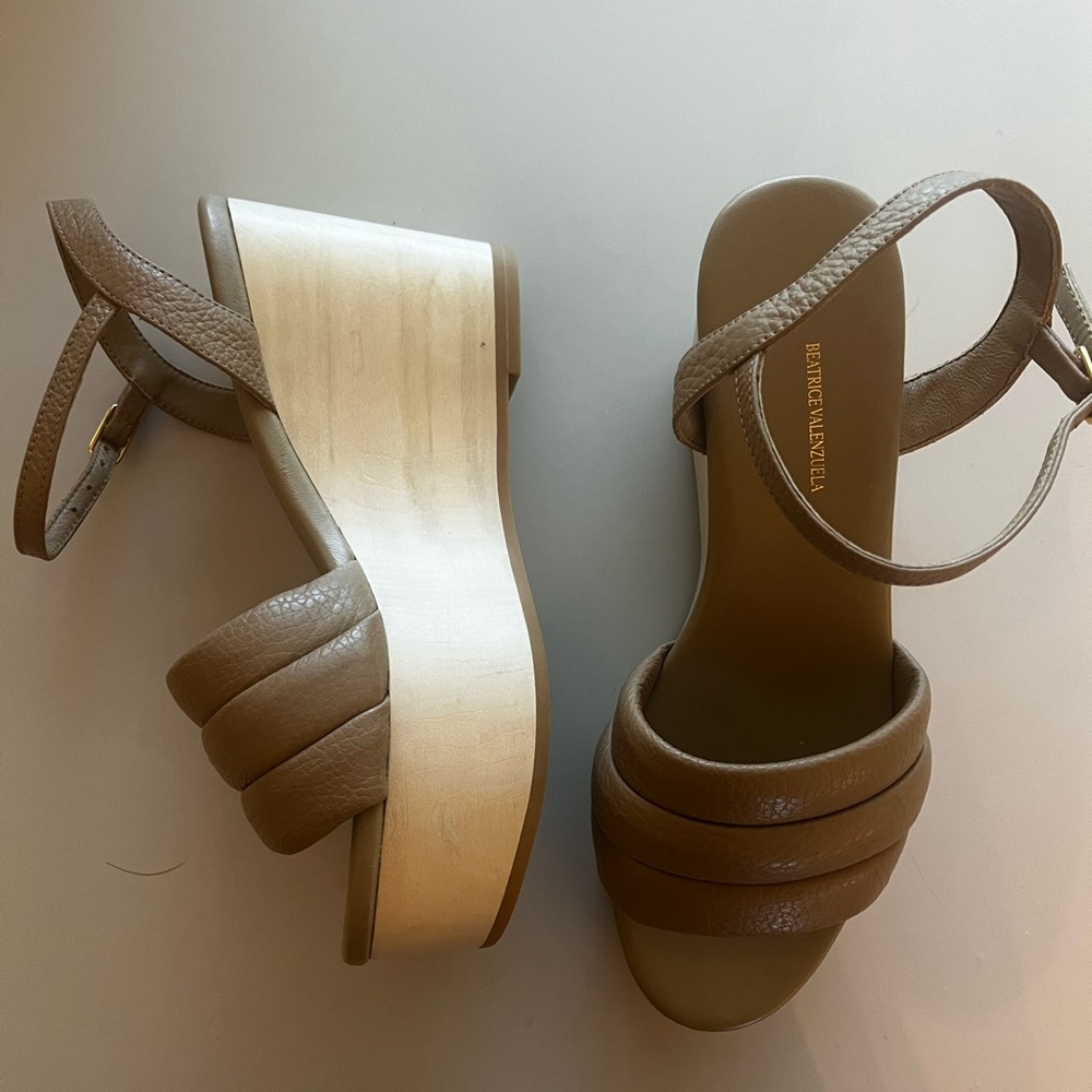 Beatrice Valenzuela Wedges (Sand color) - Picture 3 of 7